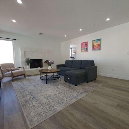 The Strip Is Just Around The Corner! Newly Renovated Luxury Modern Minimalist Villa With Large Pool! Las Vegas Zewnętrze zdjęcie